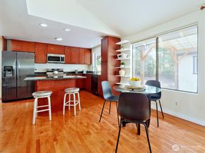 12015 NE 161st St, Bothell WA 98011