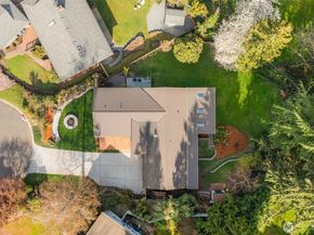 12211 SE 63rd Place, Bellevue WA 98006