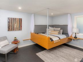 12211 SE 63rd Place, Bellevue WA 98006
