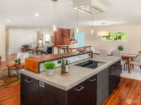 12211 SE 63rd Place, Bellevue WA 98006