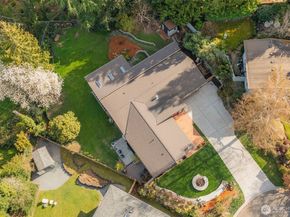 12211 SE 63rd Place, Bellevue WA 98006