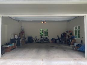 10060 NE Springwood Lane, Bainbridge Island WA 98110