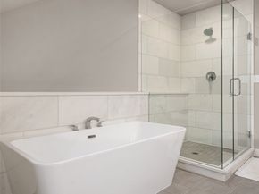 10060 NE Springwood Lane, Bainbridge Island WA 98110