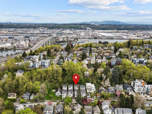 3812 22nd Avenue SW, Seattle WA 98106