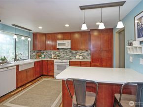 5501 NW Glenn Firs Lane, Silverdale WA 98383
