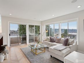 2134 Waverly Place N 303, Seattle WA 98109