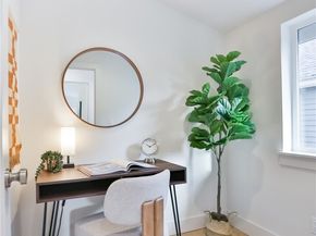 1530 25th Avenue, Seattle WA 98122