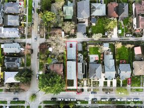1530 25th Avenue, Seattle WA 98122