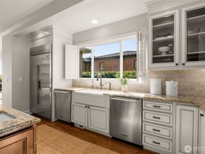 1223 7th Avenue W, Seattle WA 98119