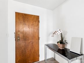 2100 3rd Avenue 802, Seattle WA 98121