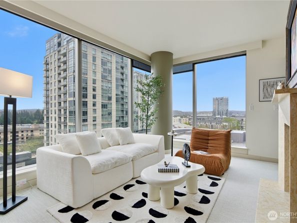 10650 NE 9th Place 1527, Bellevue WA 98004