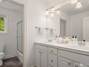 13609 NE 28th Street, Bellevue WA 98005