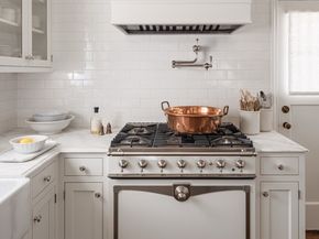 2307 McGilvra Boulevard E, Seattle WA 98112