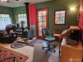 9345 NE Seaview Avenue, Indianola WA 98342
