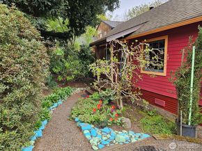 9345 NE Seaview Avenue, Indianola WA 98342