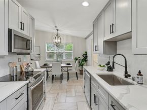 11204 148th Avenue SE, Renton WA 98059