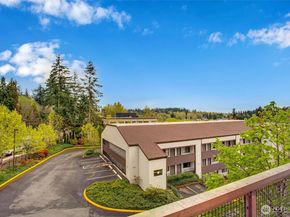 11415 Slater Avenue NE 310, Kirkland WA 98033