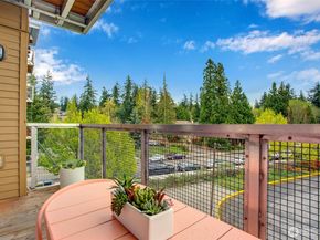 11415 Slater Avenue NE 310, Kirkland WA 98033