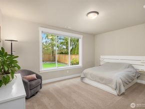 1435 242nd Place SE, Bothell WA 98021