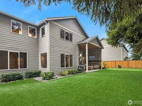 1435 242nd Place SE, Bothell WA 98021