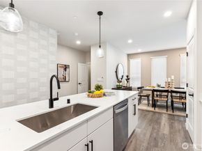 16111 36th Avenue W K9, Lynnwood WA 98087