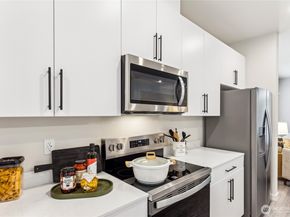 16111 36th Avenue W K9, Lynnwood WA 98087