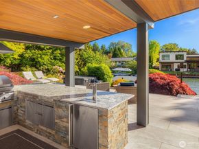 12 Columbia Key, Bellevue WA 98006