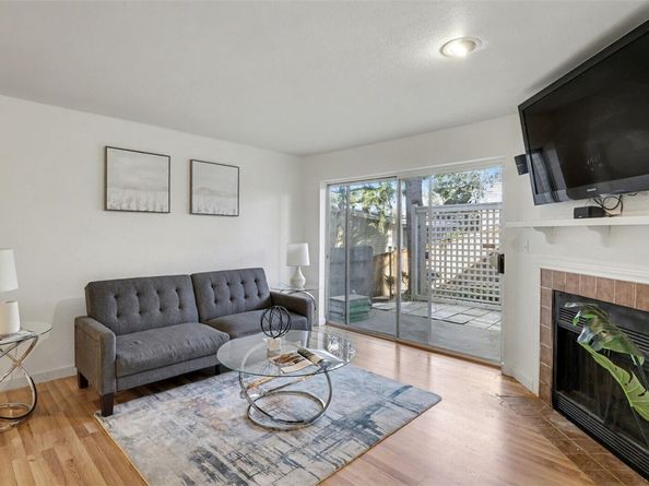 4106 Factoria Boulevard SE C111, Bellevue WA 98006