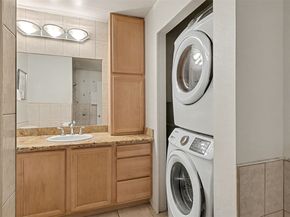 4106 Factoria Boulevard SE C111, Bellevue WA 98006