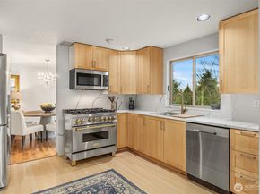 6507 113th Avenue NE, Kirkland WA 98033