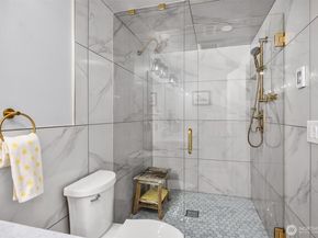6507 113th Avenue NE, Kirkland WA 98033