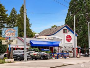 5718 14th Avenue NW, Seattle WA 98107