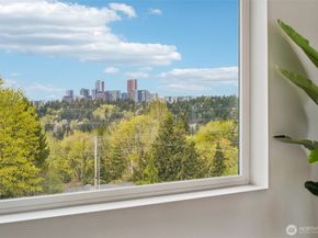 13643 SE 10th Street SE, Bellevue WA 98005