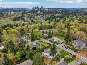 13643 SE 10th Street SE, Bellevue WA 98005