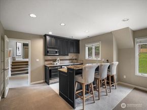 6158 162nd Place SE, Bellevue WA 98006