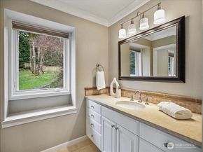 6158 162nd Place SE, Bellevue WA 98006