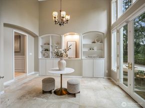 6158 162nd Place SE, Bellevue WA 98006