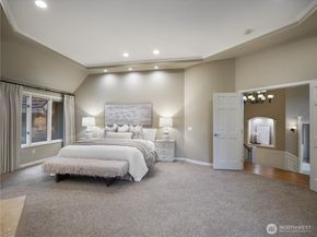 6158 162nd Place SE, Bellevue WA 98006