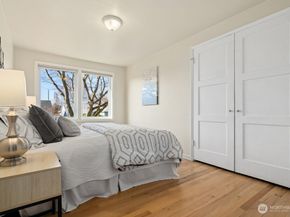 5720 59th Avenue NE, Seattle WA 98105