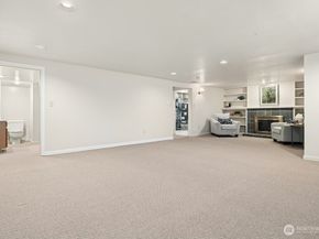 5720 59th Avenue NE, Seattle WA 98105