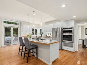5720 59th Avenue NE, Seattle WA 98105