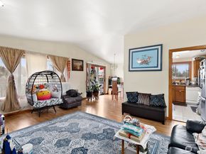 5233 33rd Avenue S, Seattle WA 98118