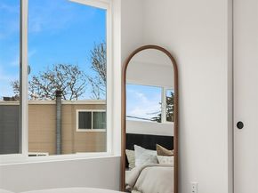 219 NE 75th Street, Seattle WA 98115