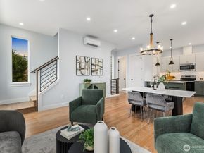 4559 34th Avenue S, Seattle WA 98118