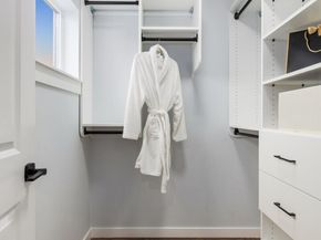 4559 34th Avenue S, Seattle WA 98118