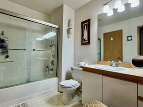 5804 S 234th Place 103, Kent WA 98032