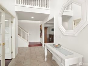 18451 NW Village Park Drive, Issaquah WA 98027
