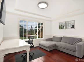 18451 NW Village Park Drive, Issaquah WA 98027