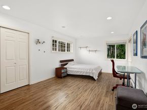 18451 NW Village Park Drive, Issaquah WA 98027