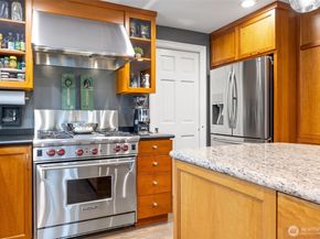 20230 NE 38th Court, Sammamish WA 98074
